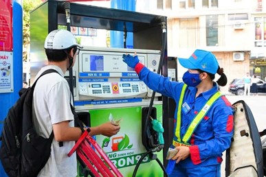 Kỳ điều hành giá xăng dầu ngày 03/9/2026: Giá dầu giảm, giá xăng tăng